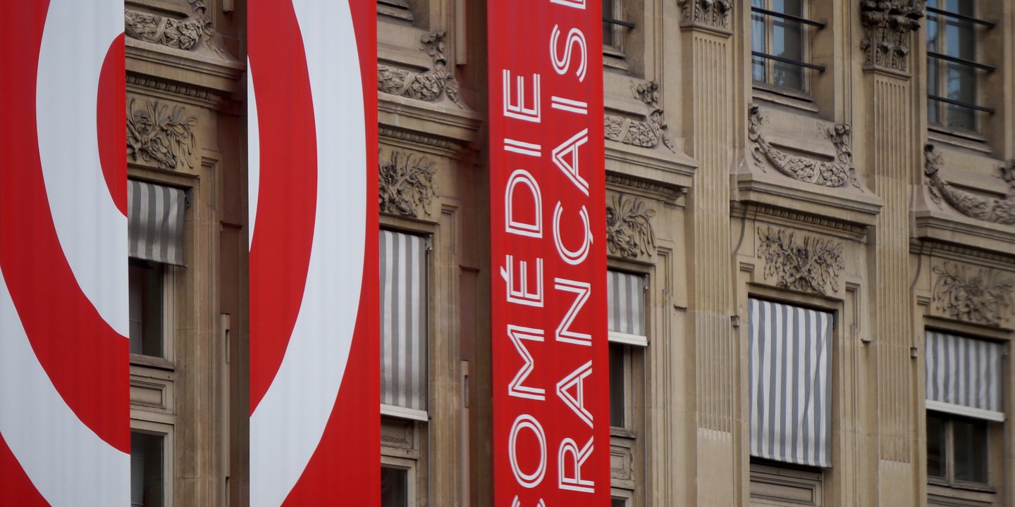 Façade de la Comédie-Française, place Colette, Paris 1er, à 3 minutes de l'institut You Rêve